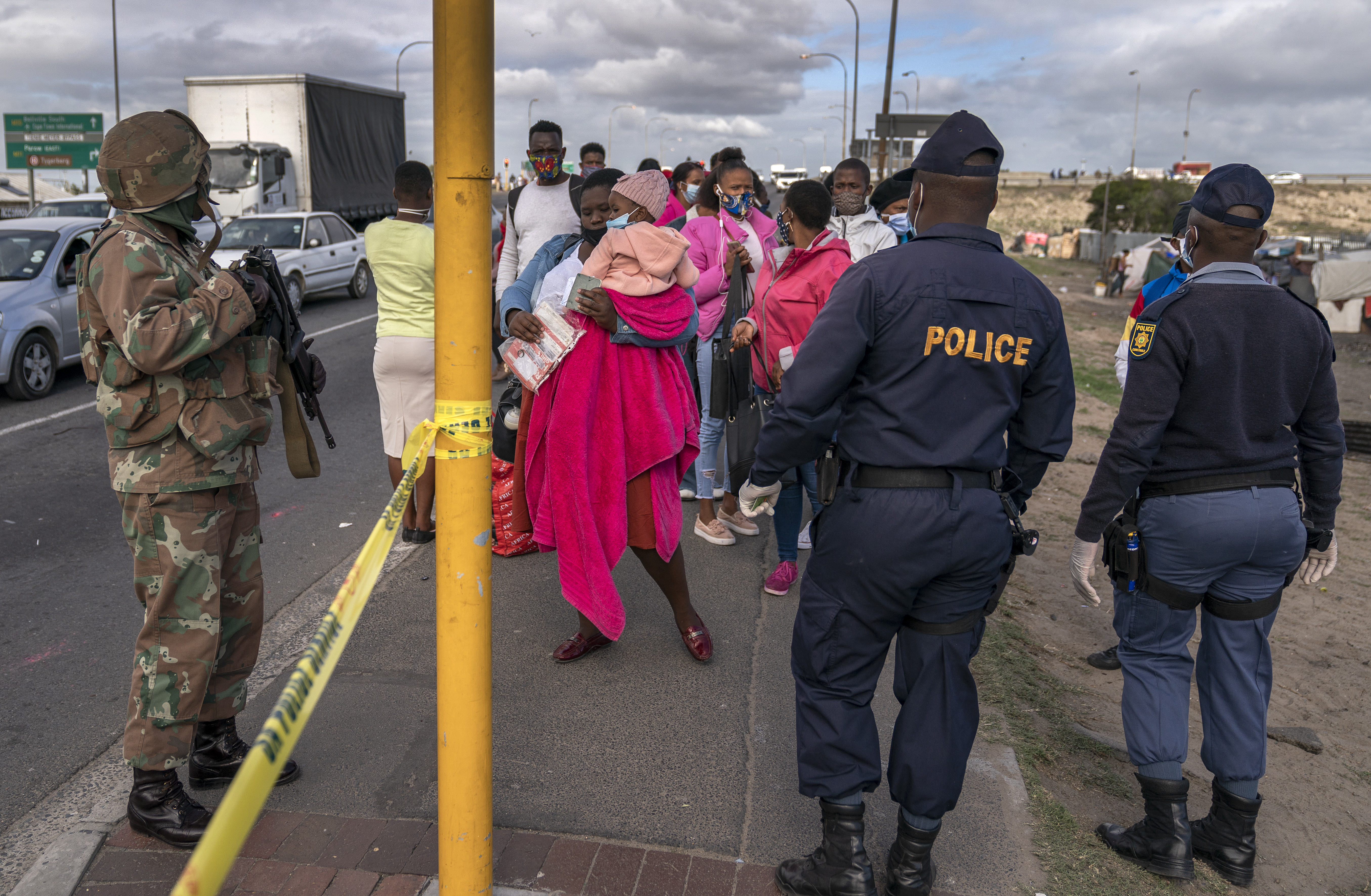 Repo rate cut again, new guidelines for police circulated and Western Cape sets out plans to manage skyrocketing infection