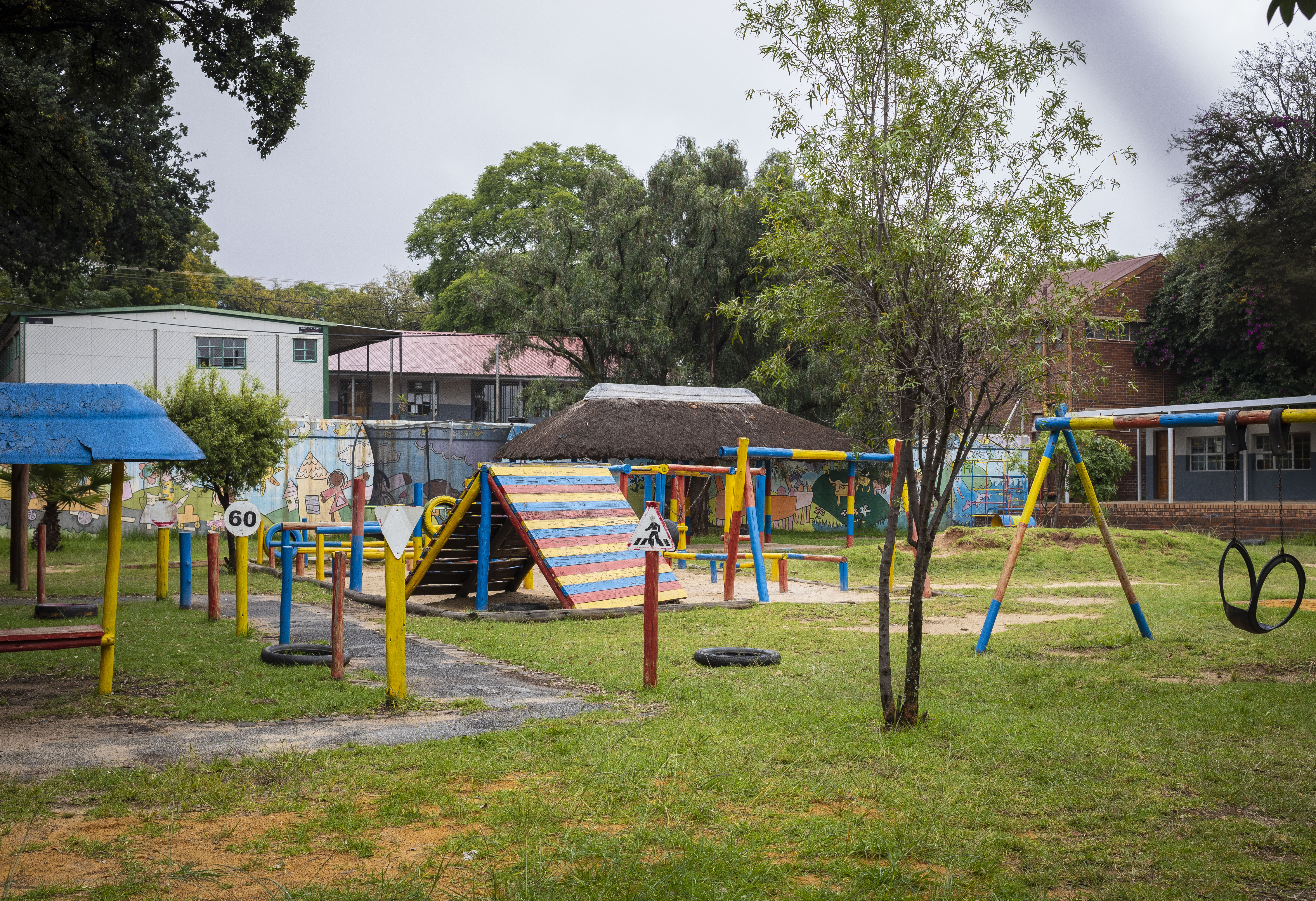 Schools to reopen in June, Eastern Cape rushes to strengthen health facilities and UN backs SA’s response