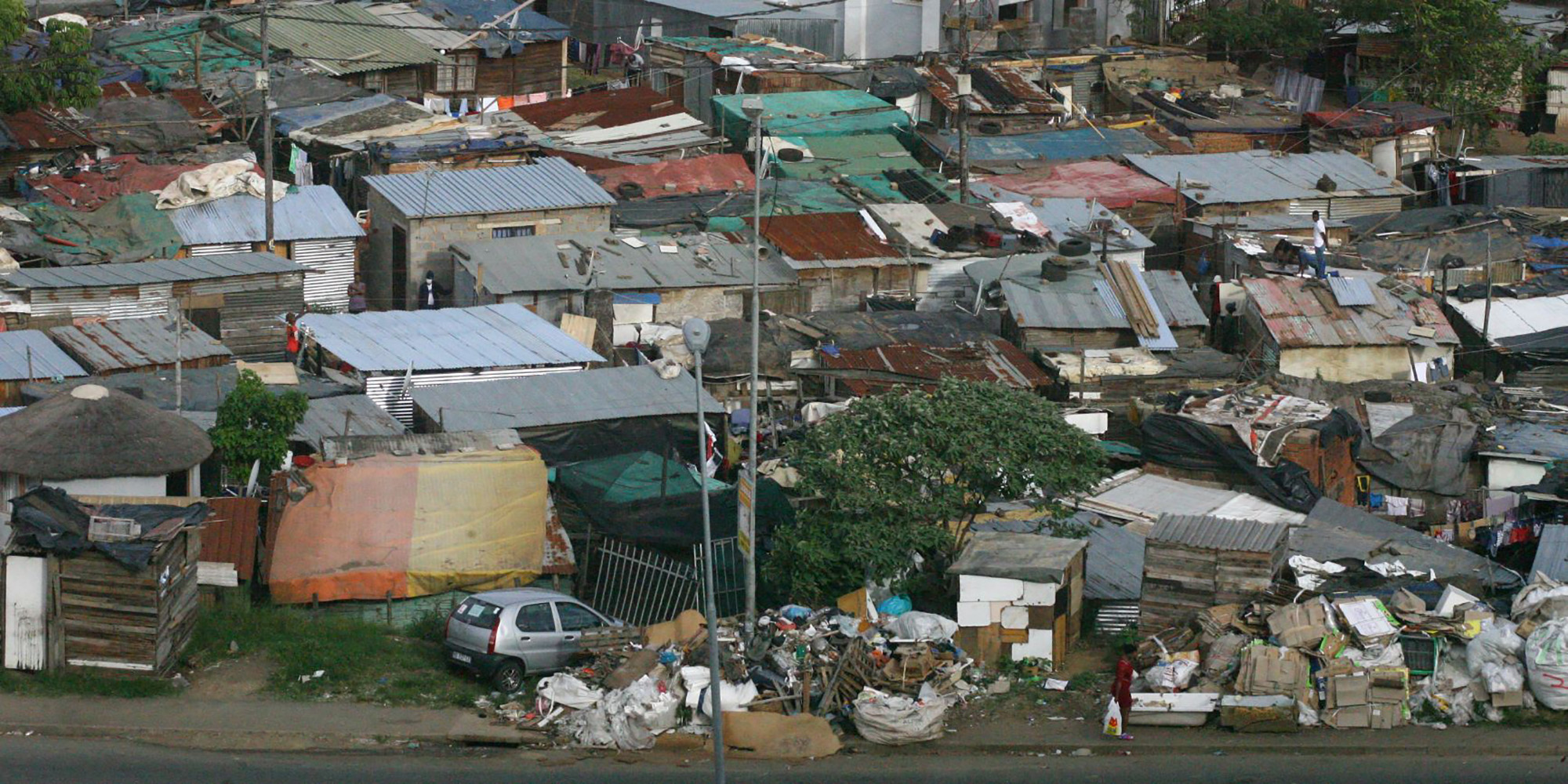 Shack dwellers under fire as lawyers accuse cities of abuse during lockdown