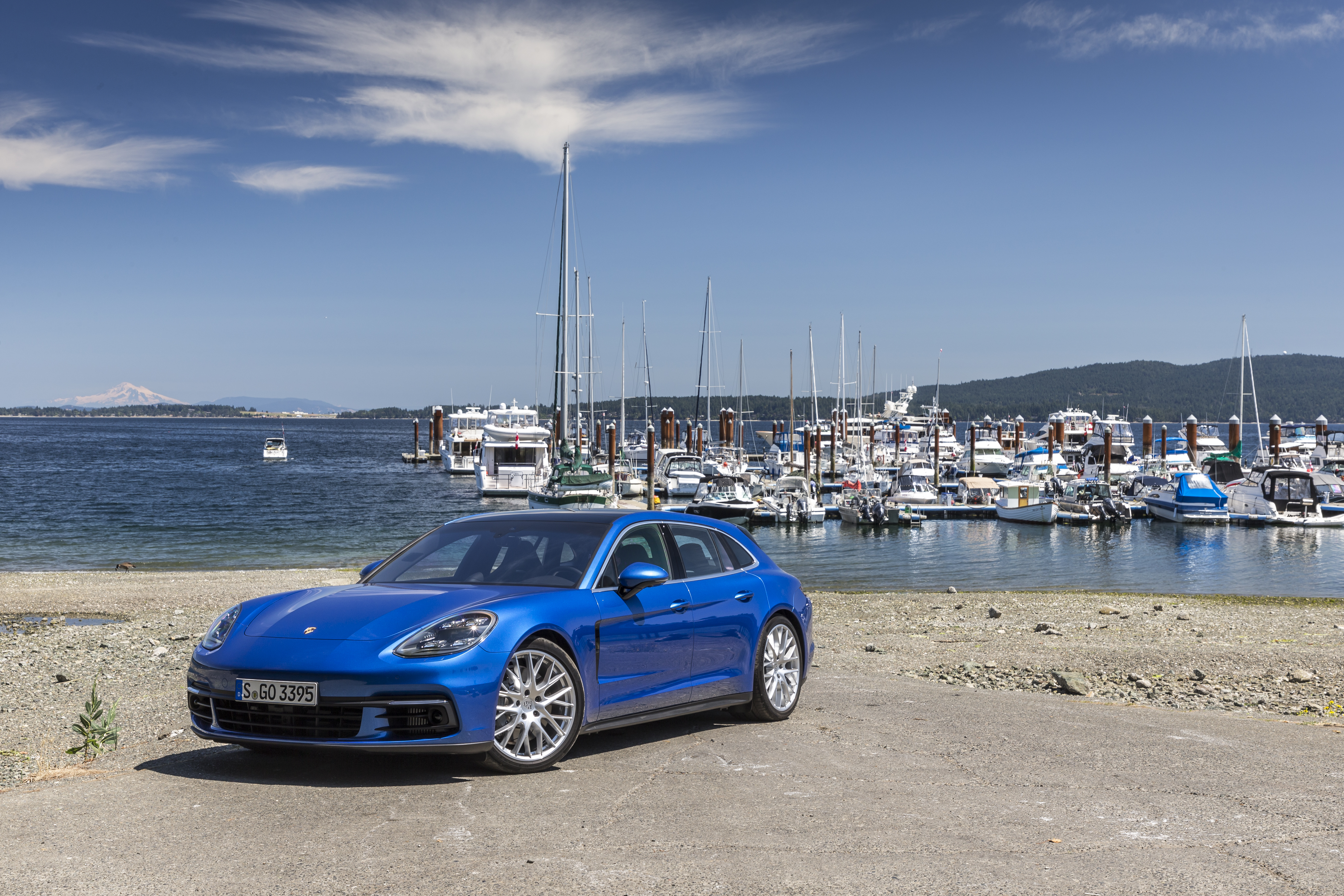 Porsche Panamera 4S Sport Turismo: The best of both worlds?