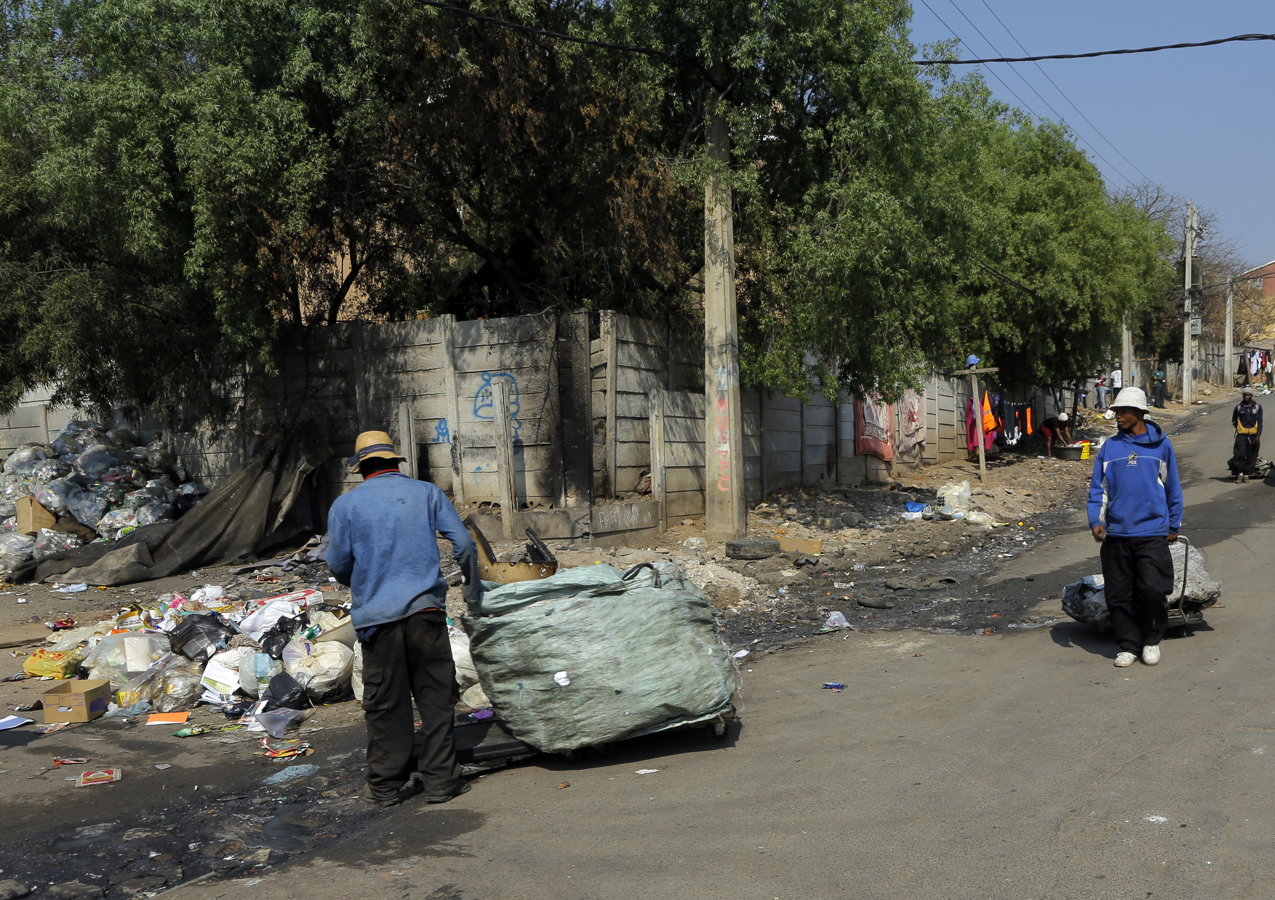 South Africa’s poorest workers are more likely to lose jobs, says data report