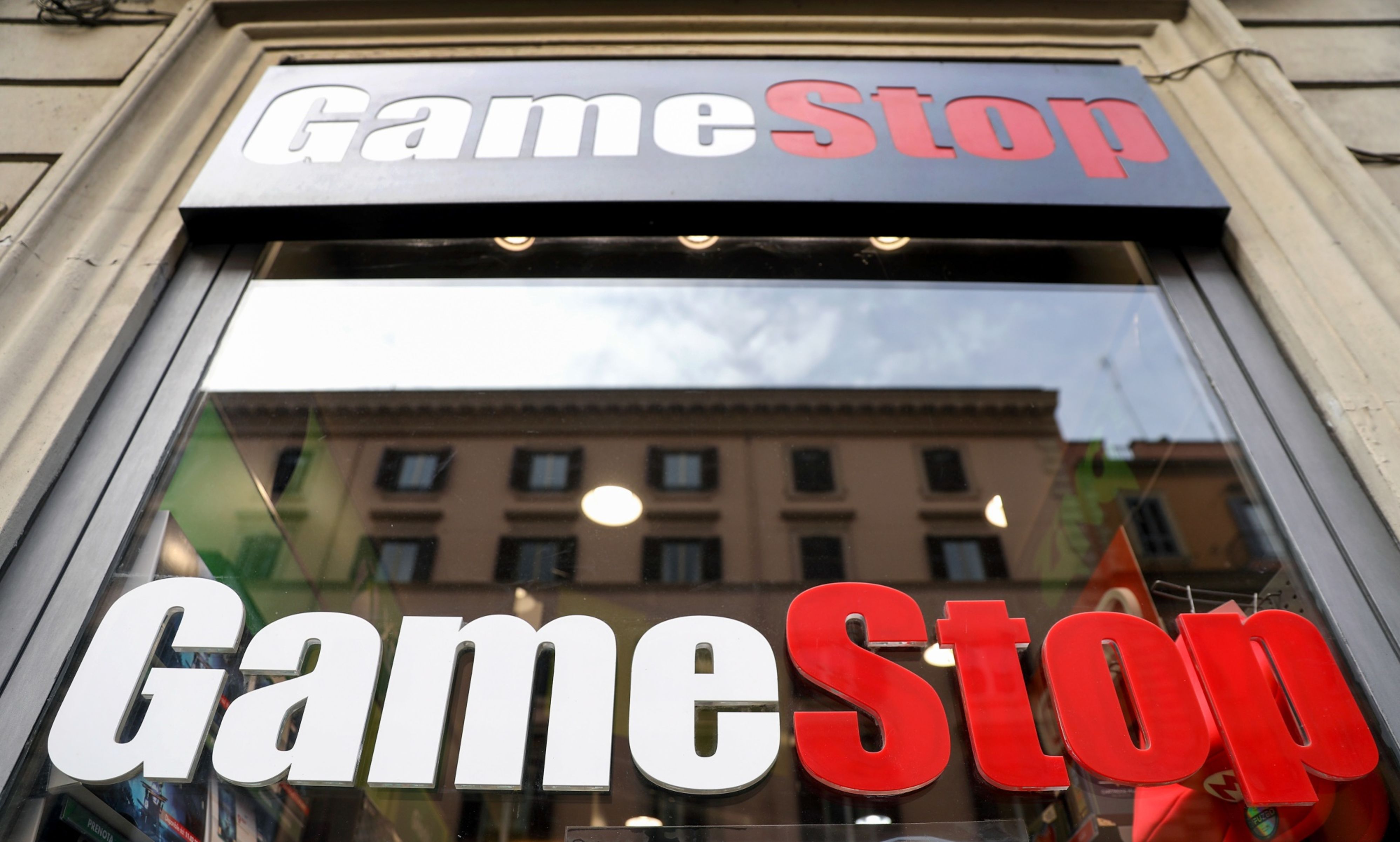 GameStop Trades Restricted at Big Tech-Backed China Brokers