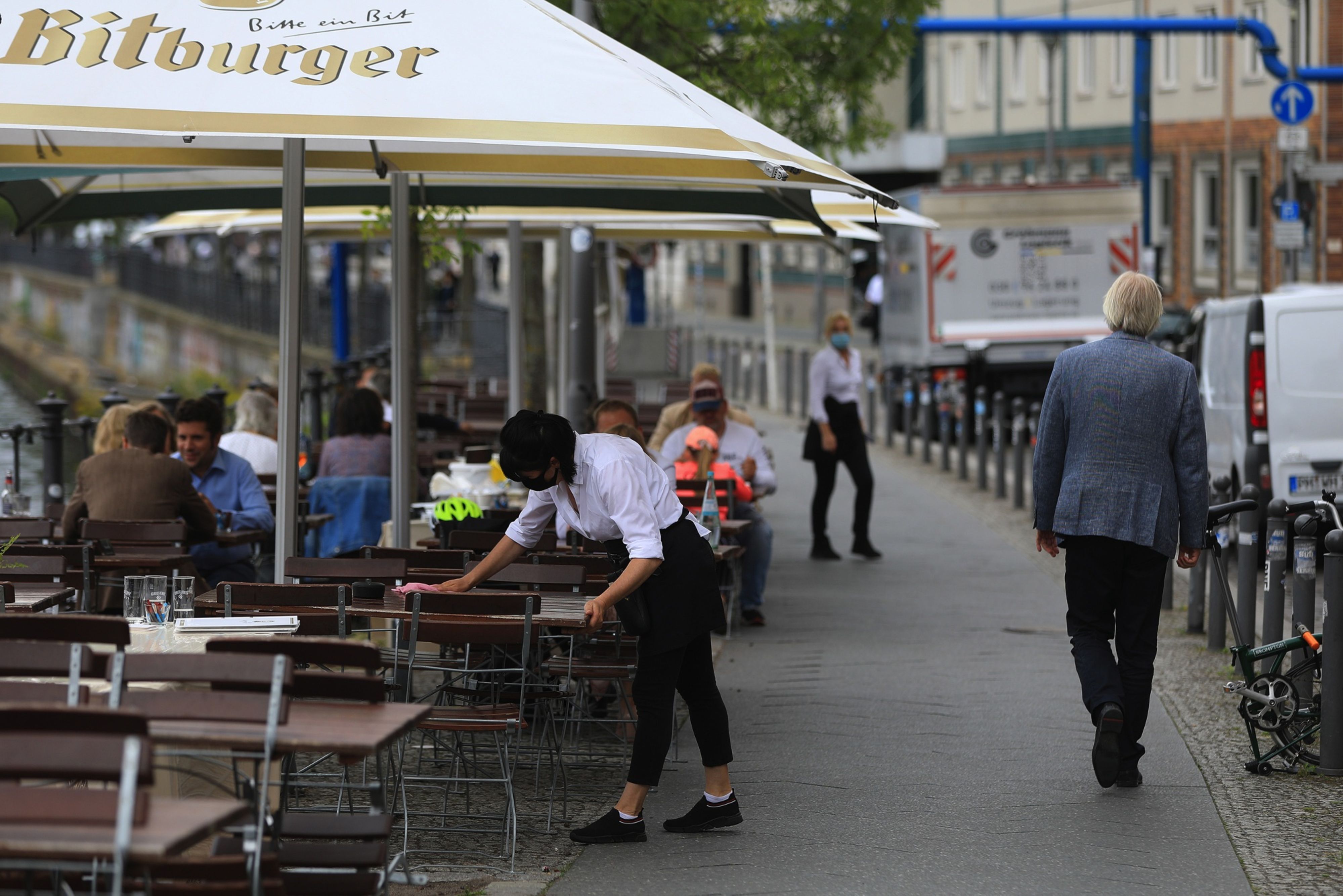 German Conoravirus Spike Rules Out Restriction Easing