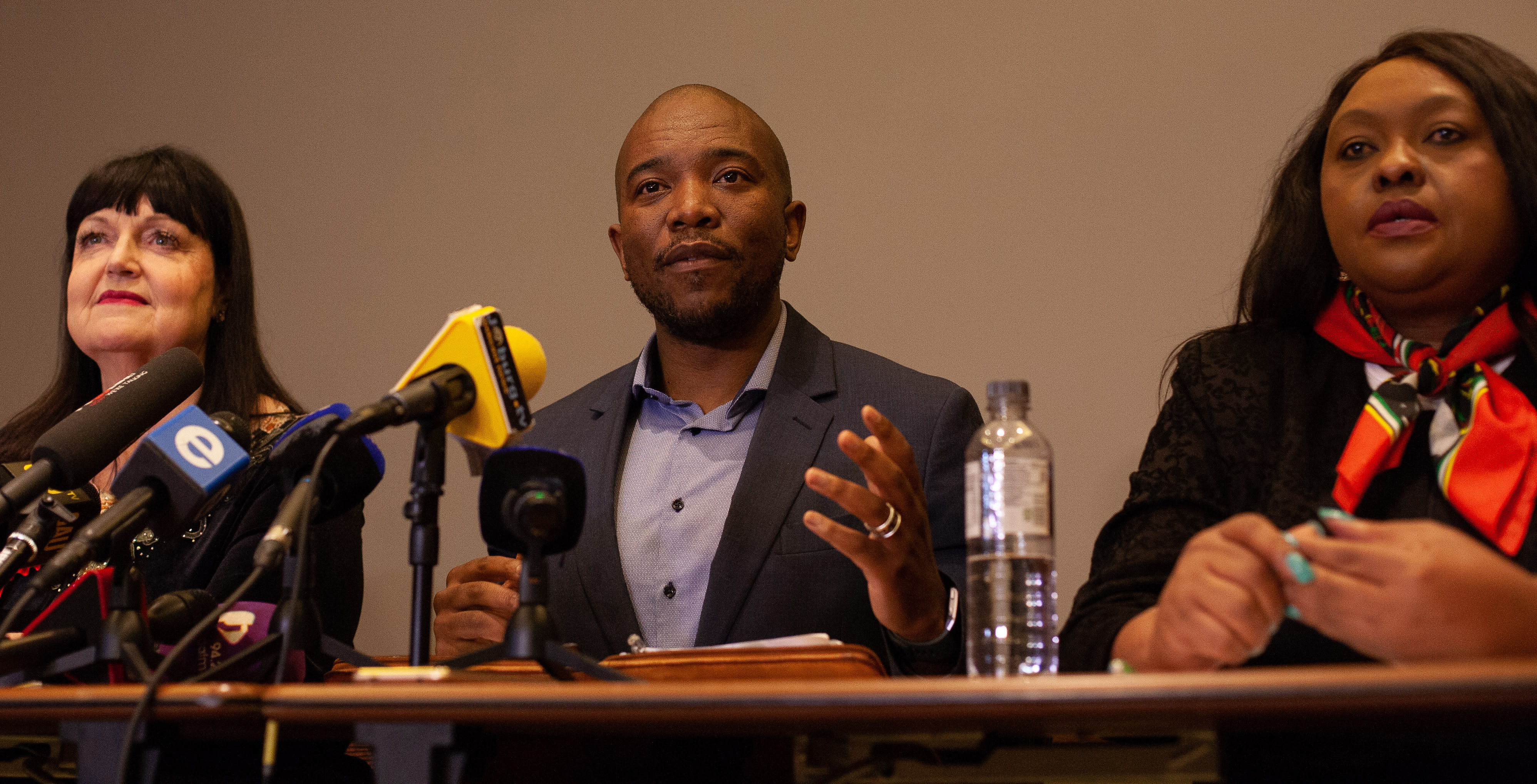 Lekota slams foreigners as parties call for coalition rule