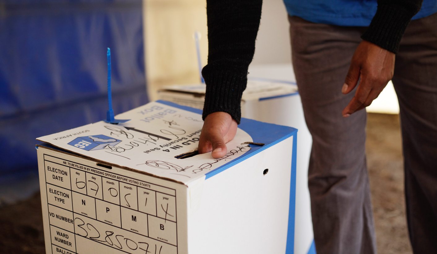 South Africans vote in general elections