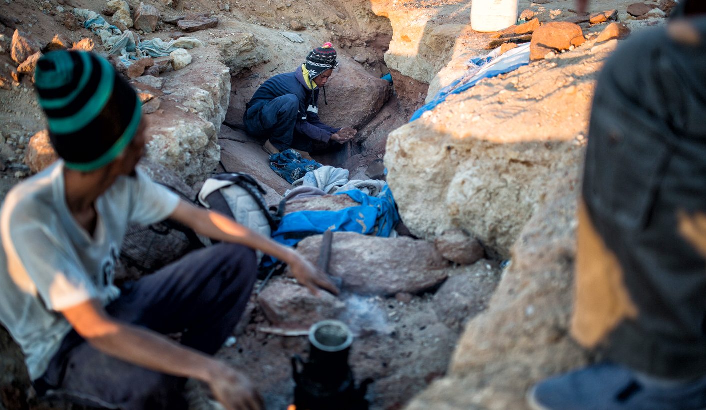 GroundUp: Ekapa and Zama-Zamas fight over mining rights