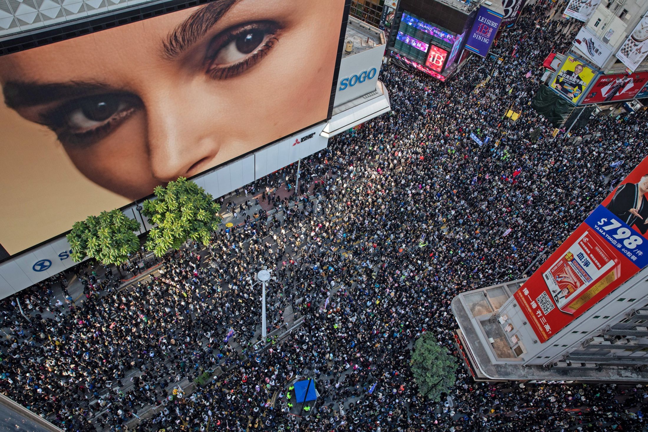 Hong Kong Demonstrators Gather for Mass March As Protest Momentum Faces Test
