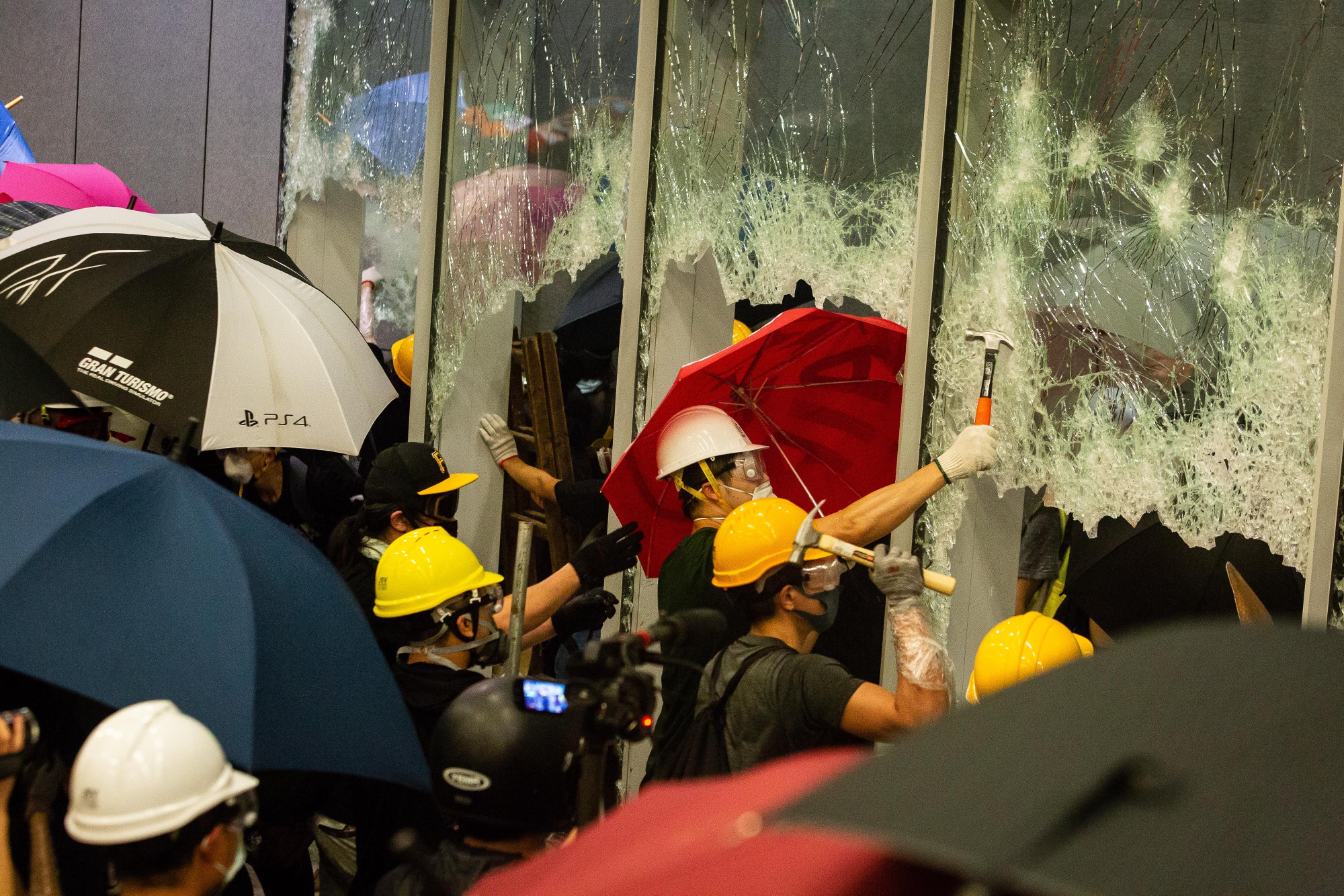 Fresh Hong Kong Protests Signal Gridlock Facing Lams Government