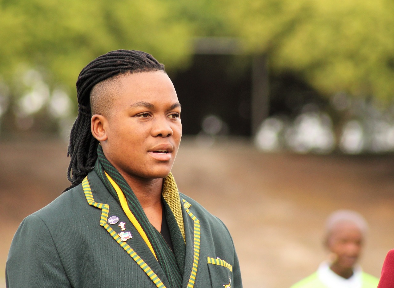 Babalwa Latsha: SA rugby prop goes pro – in Spain – and makes history