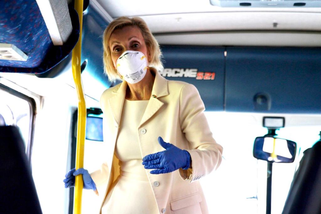 Stranded US citizens fly home from South Africa