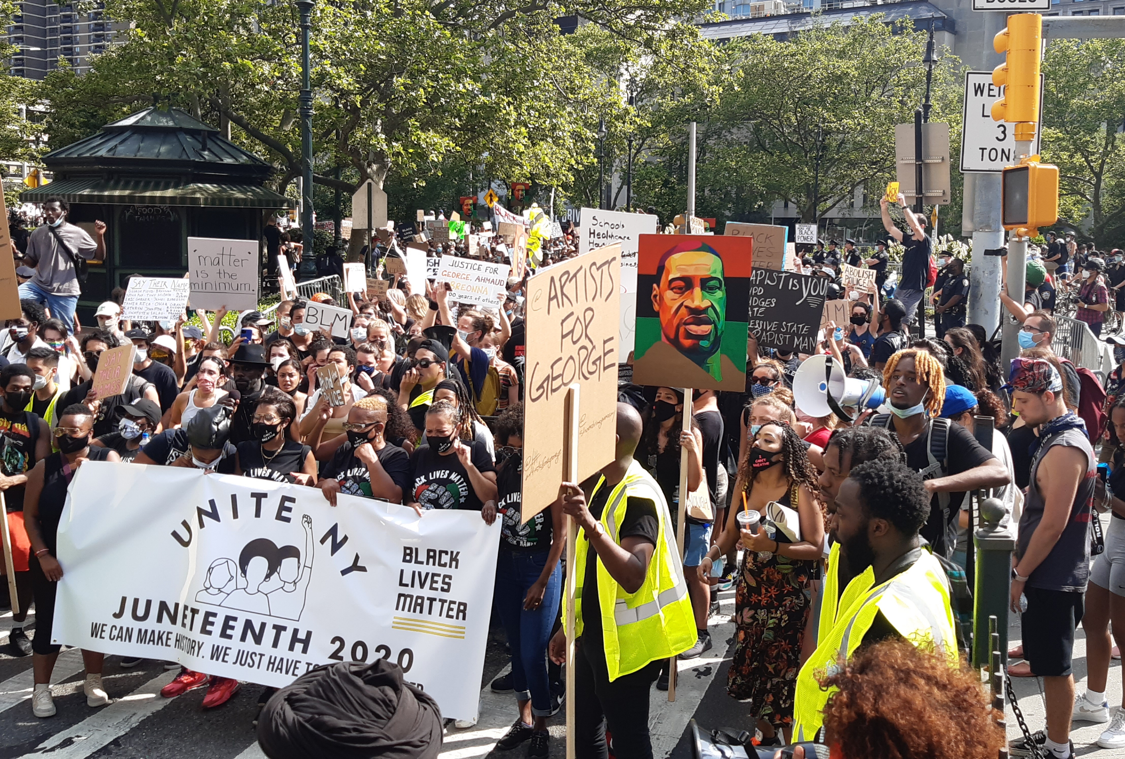 New York celebrates Juneteenth with peaceful demonstrations; mayor de Blasio launches a racial justice commission