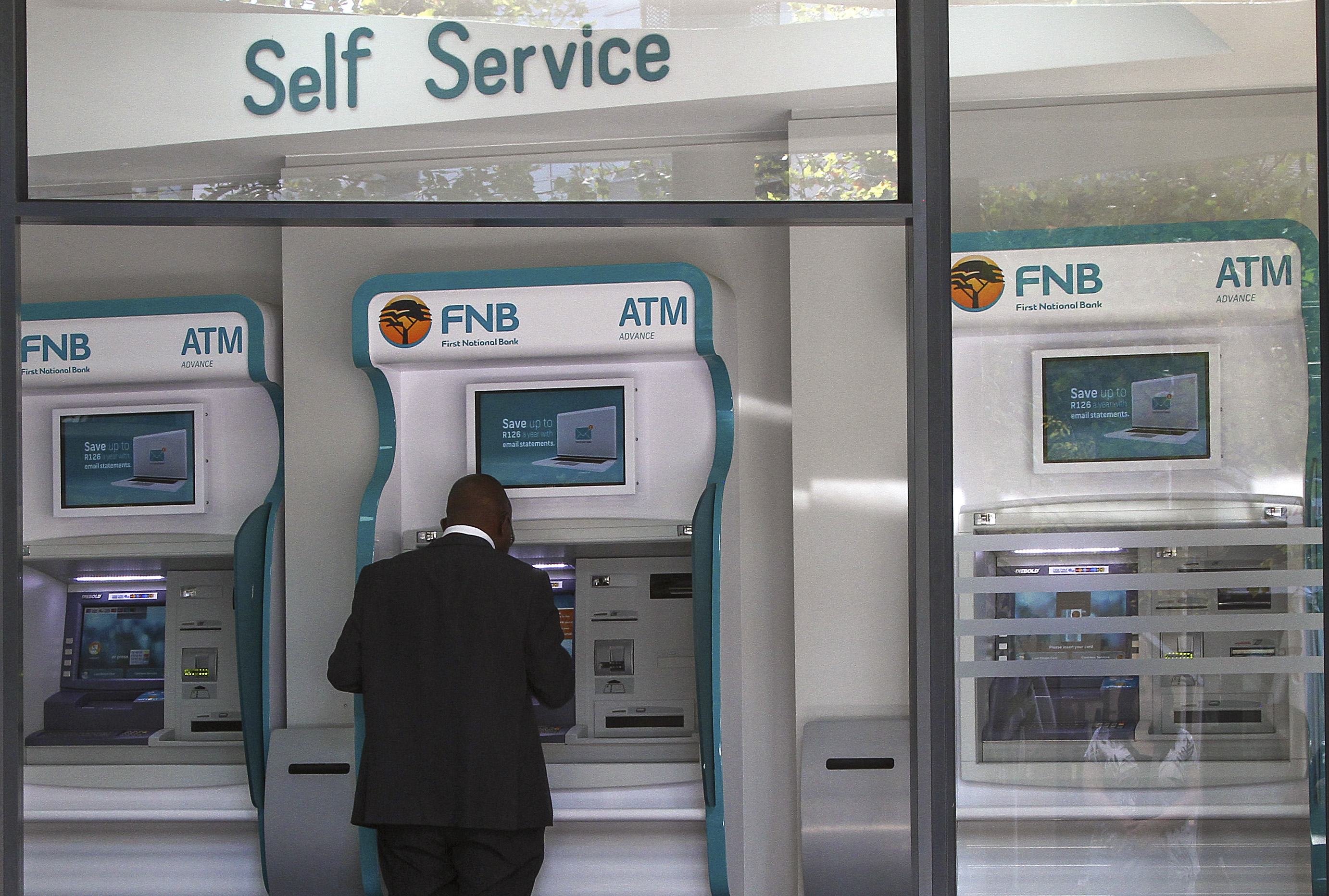 Premier Mabuyane calls on banks to sanitise ATMs