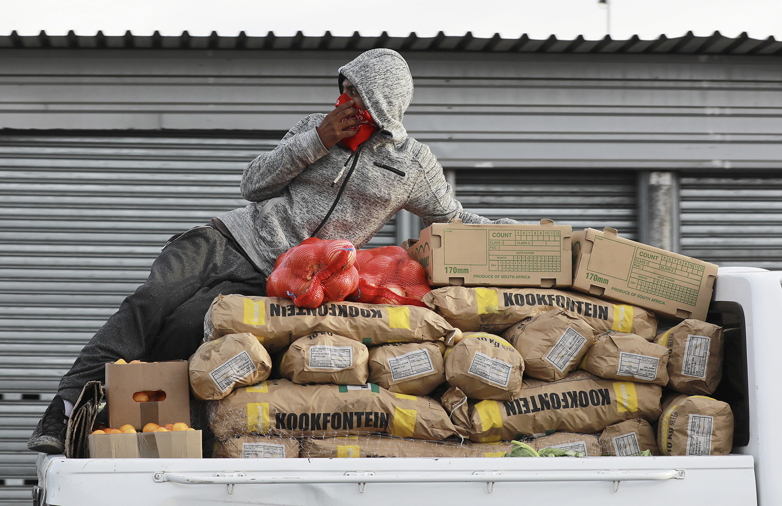 Covid-19 is not a reason to hunt down illegal immigrants