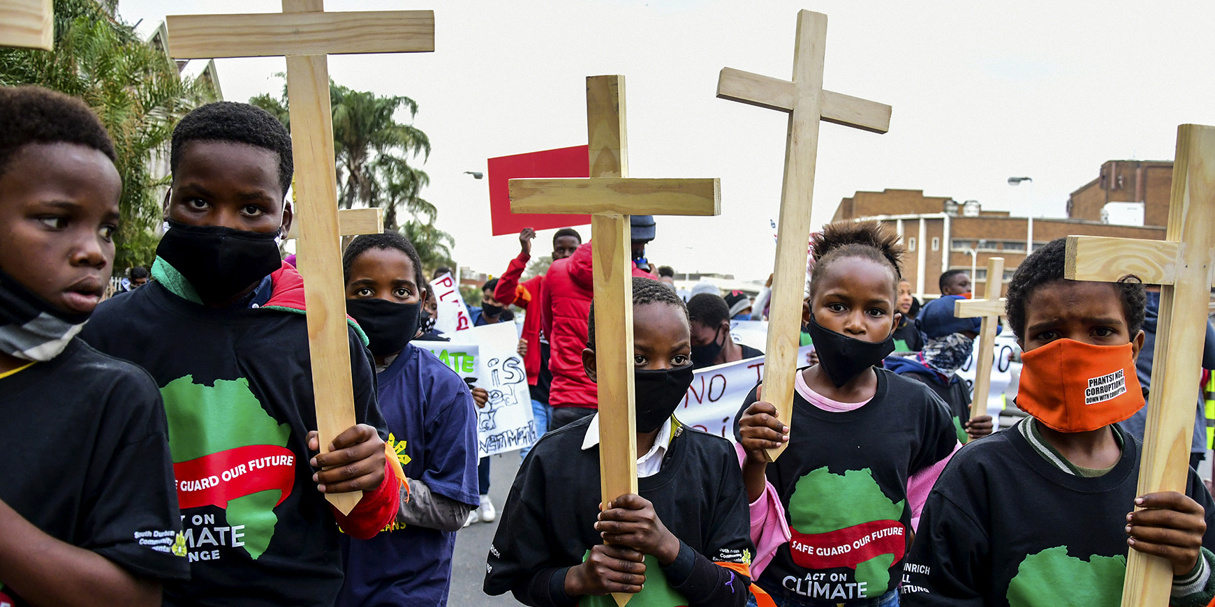 Ramaphosa’s plan: Economic recovery for the few, ecological devastation for many