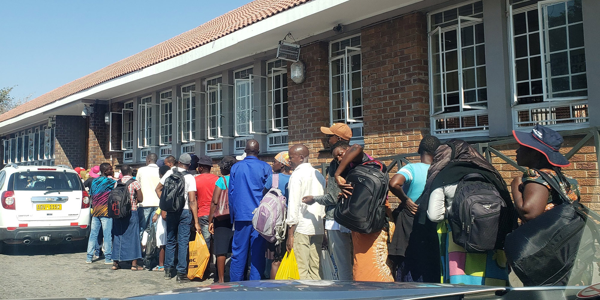 No warm welcome from Home Affairs at Beit Bridge