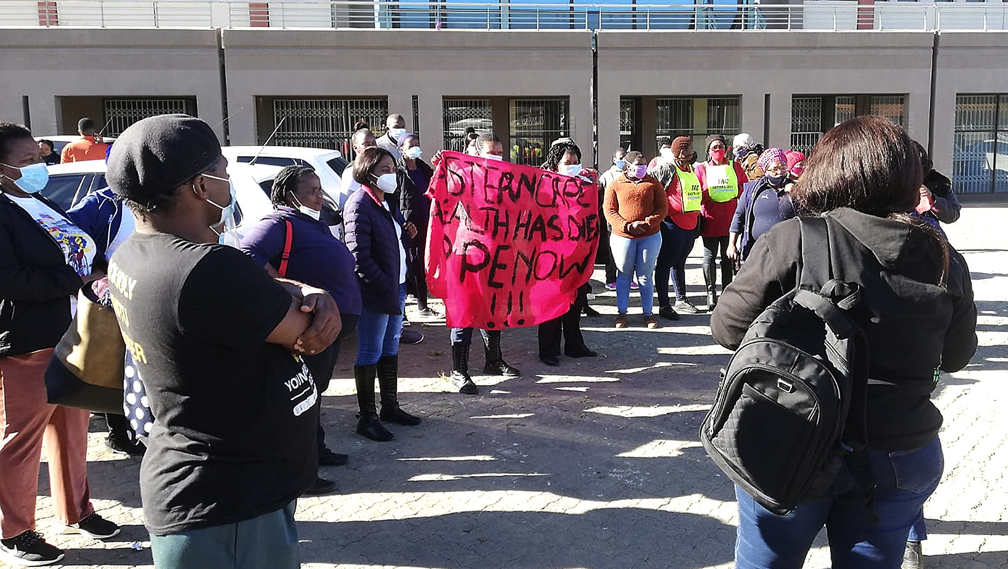 Health workers forcibly removed by police to return to Bhisho this week