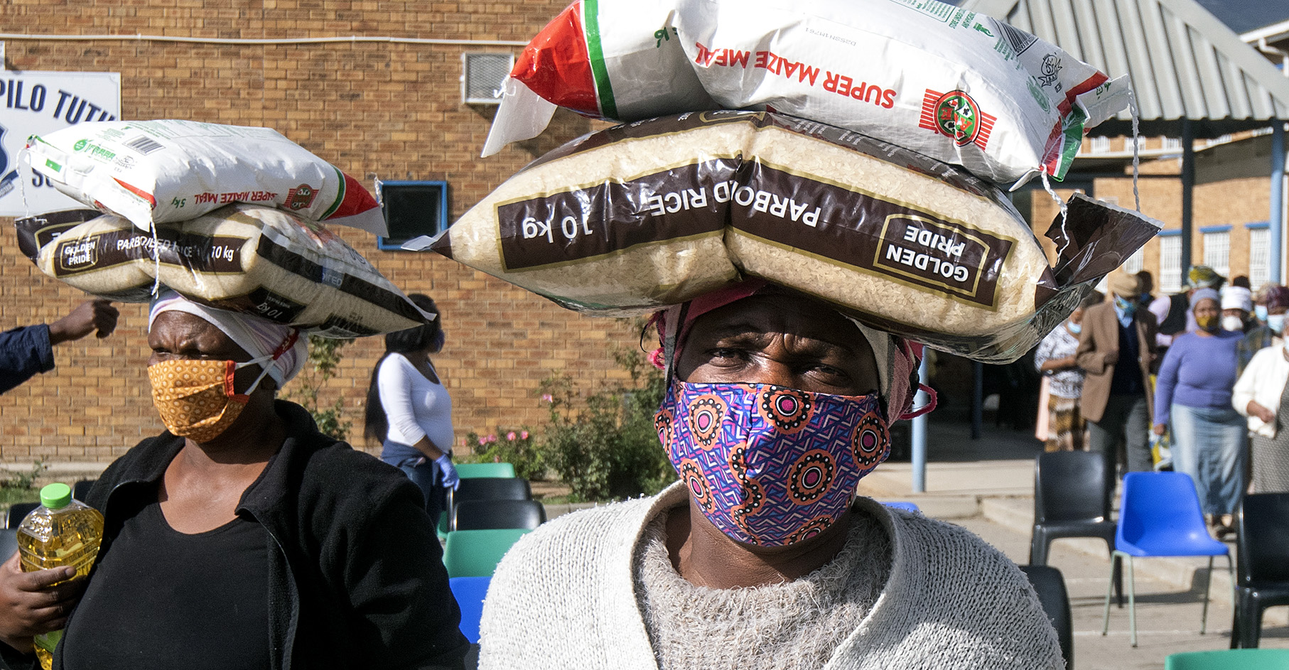 Gift of Givers hands out 1250 food parcels to Mbekweni residents in Paarl