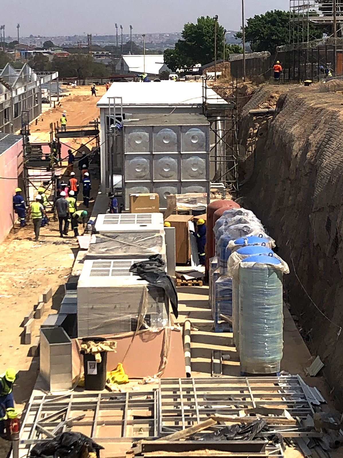 Big questions loom over Gauteng’s billion-rand ICU field hospitals