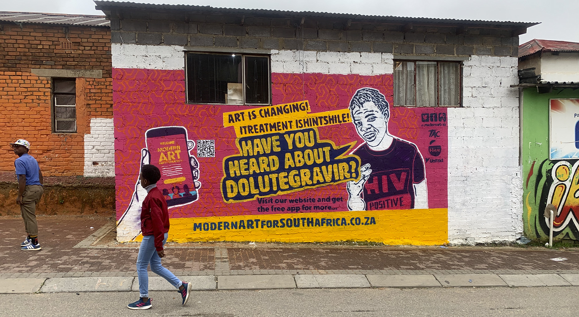 Modern ART paints Soweto bright pink to advertise the latest HIV drug