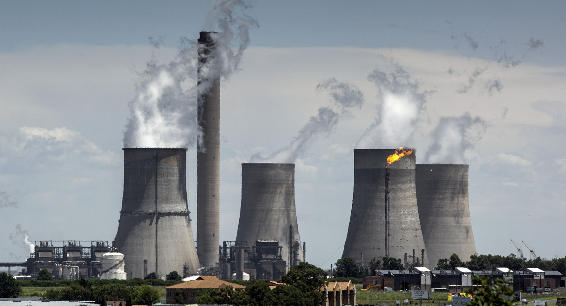 Government probes Sasol as possible source of sulphur stench