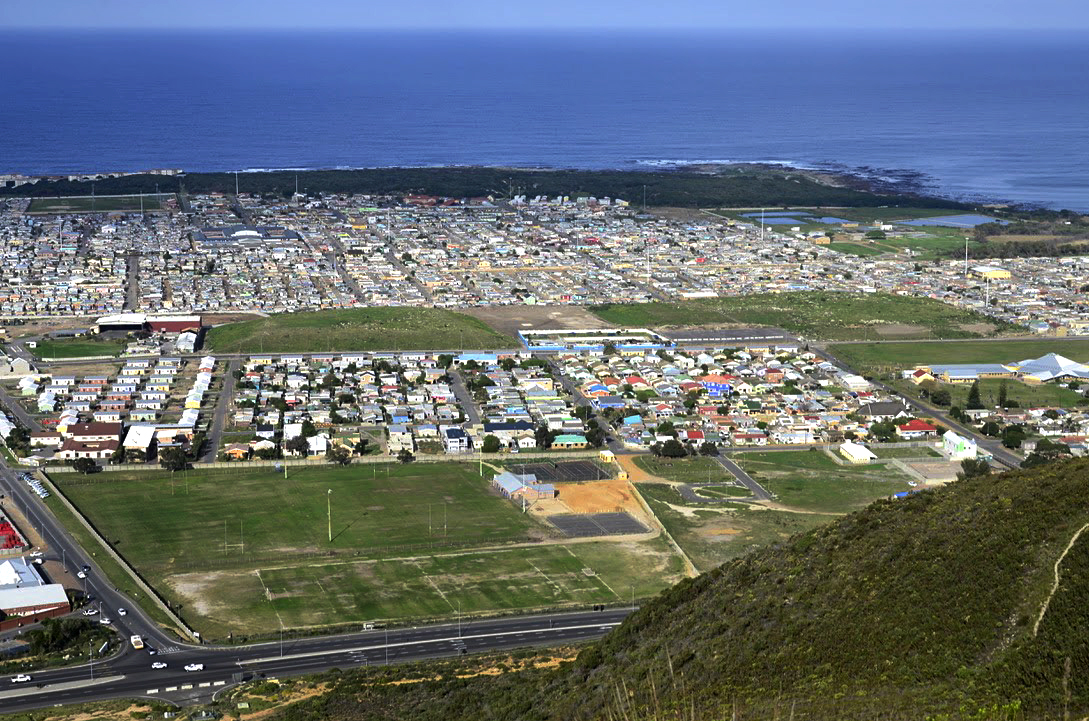 Christmas comes early for the ANC in Oudtshoorn and Bushbuckridge, but it loses a seat to a new party in the Overberg