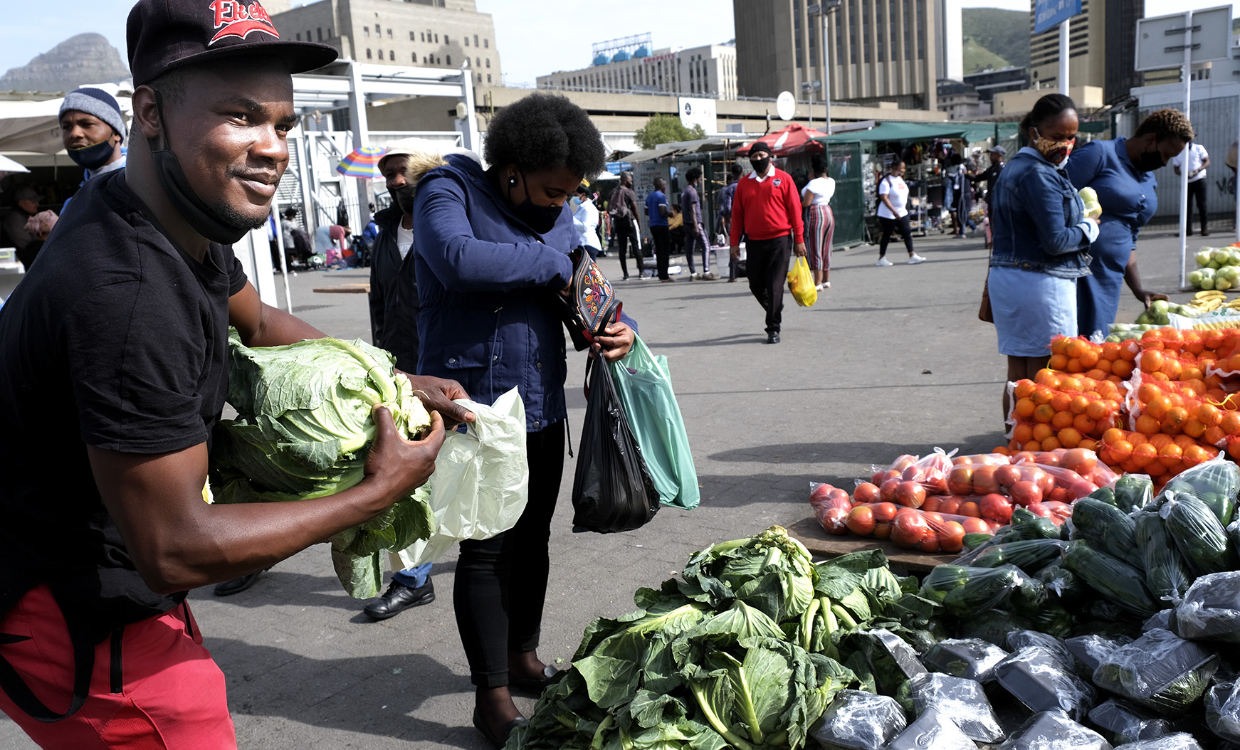 Informal food system ‘remains overlooked and unsupported’ by government