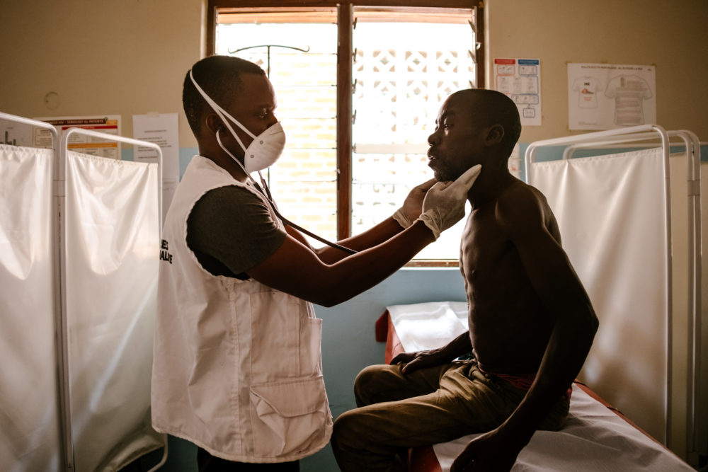 ‘Welcome Back Service’ aims to help people get back on HIV treatment