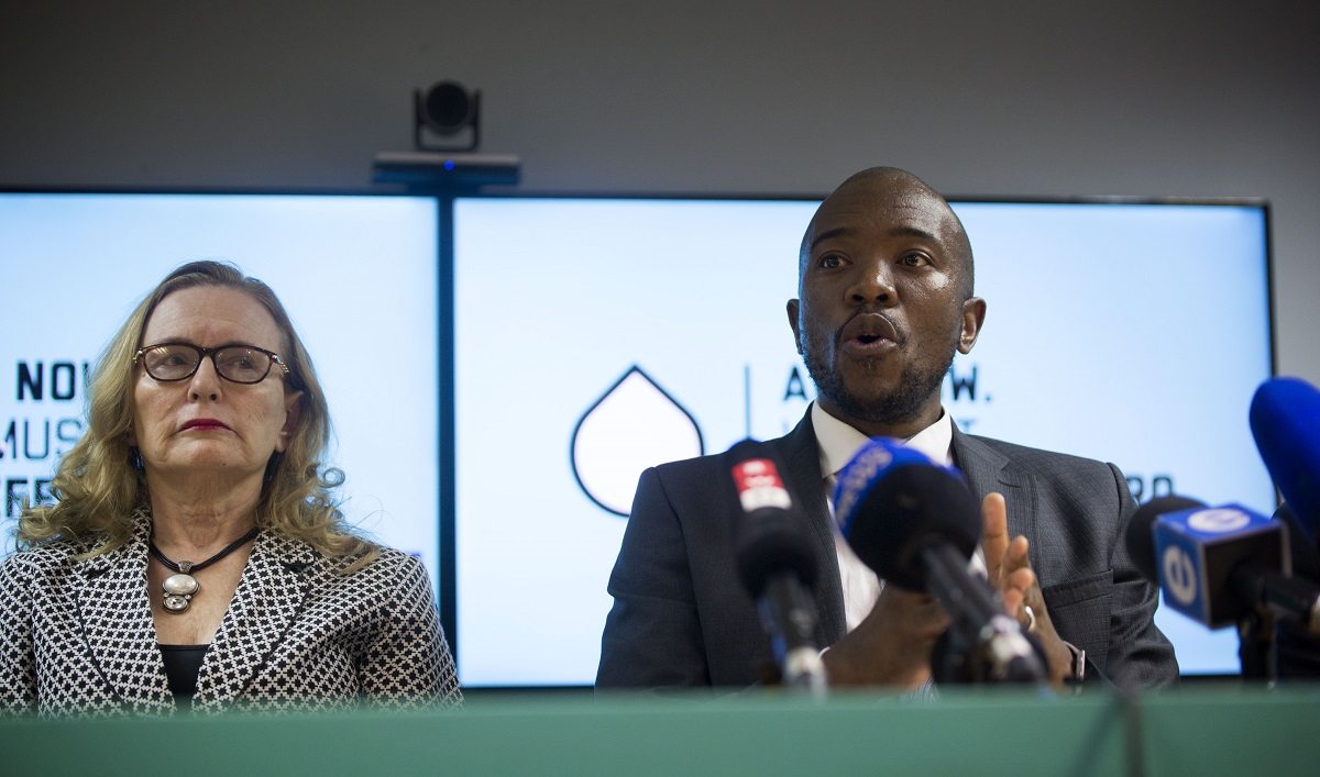 While you were sleeping: 8 March 2018