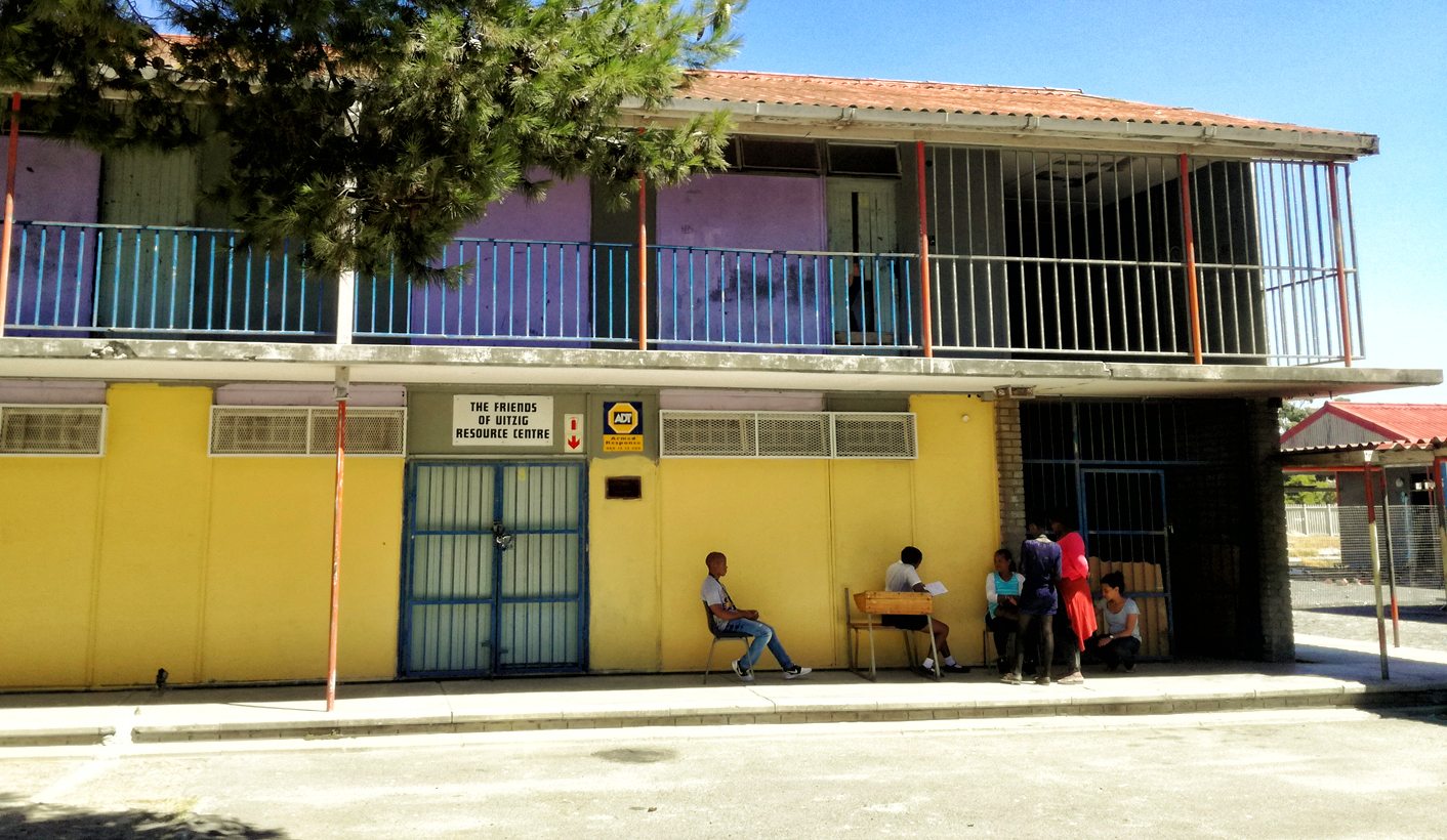 Uitzig reaches a tipping point: We shall not be moved