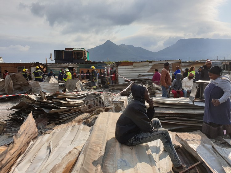 Masiphumelele fire leaves over 1,000 homeless