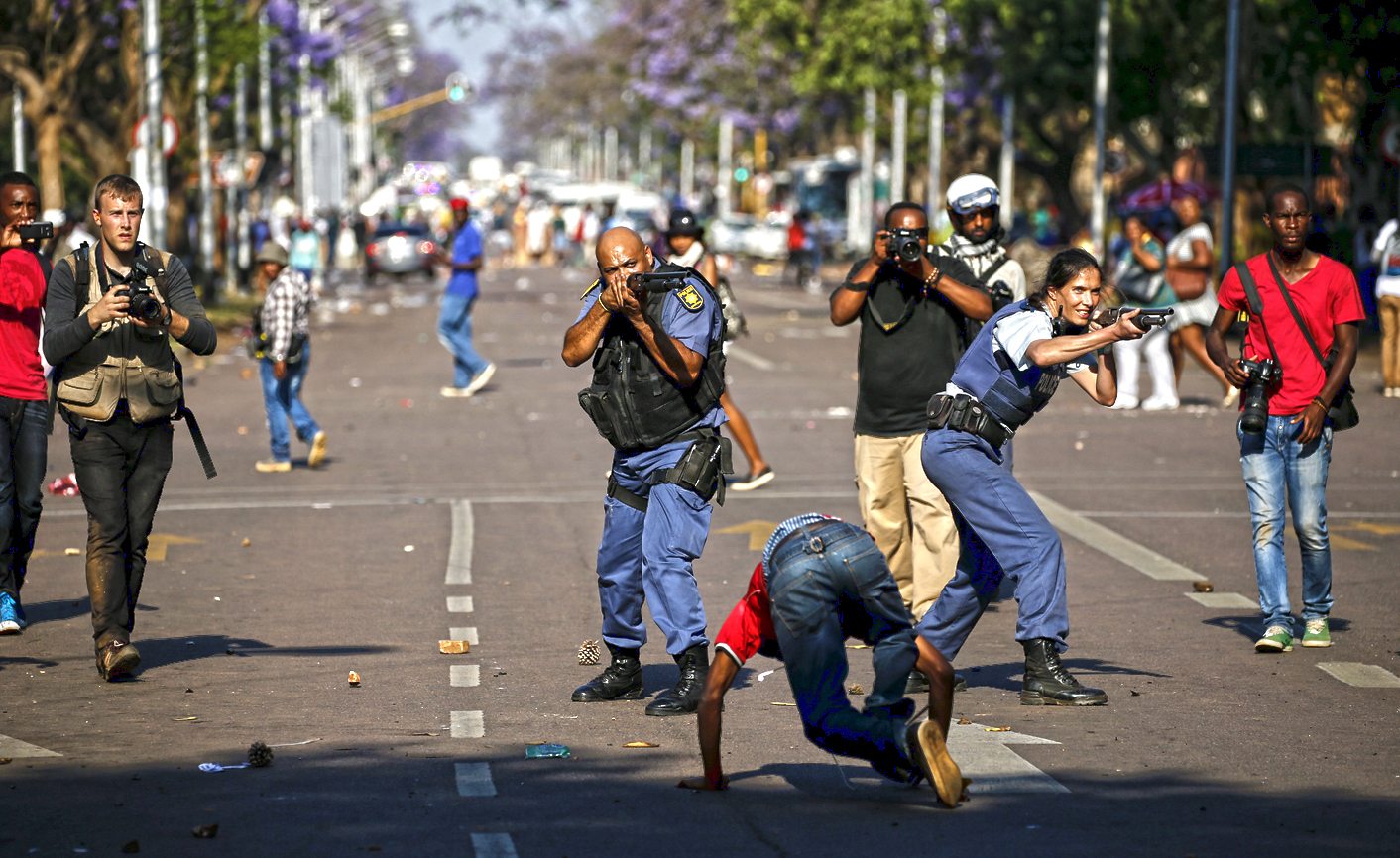 The police minister's 2016 top resolutions: Transformation & Professionalism