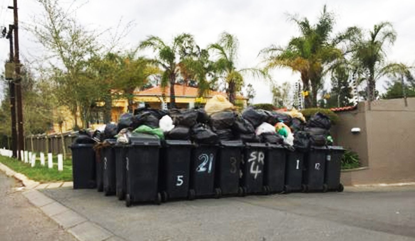 City of Johannesburg suspends officials implicated in non-renewal of Pikitup fleet contract