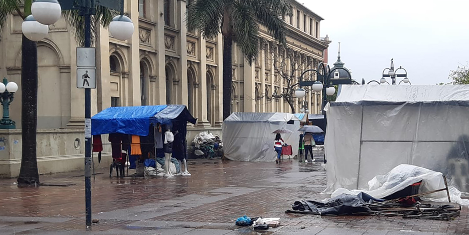 ‘The metro police, instead of protecting us, were telling us to run away’ - foreign national trader