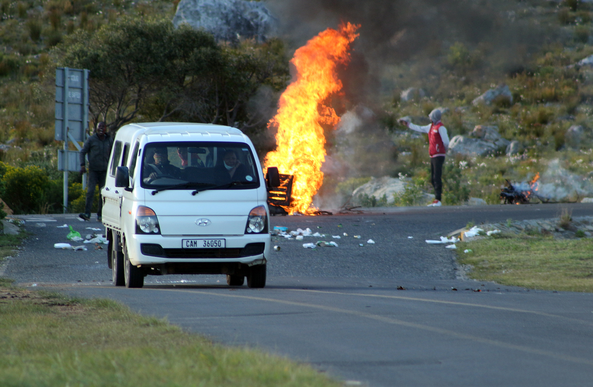 Daily Maverick columnist Ismail Lagardien injured in Kleinmond abalone protests