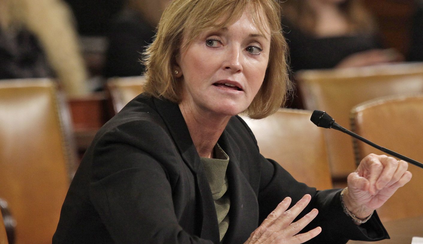 Obamacare official apologizes for website glitches