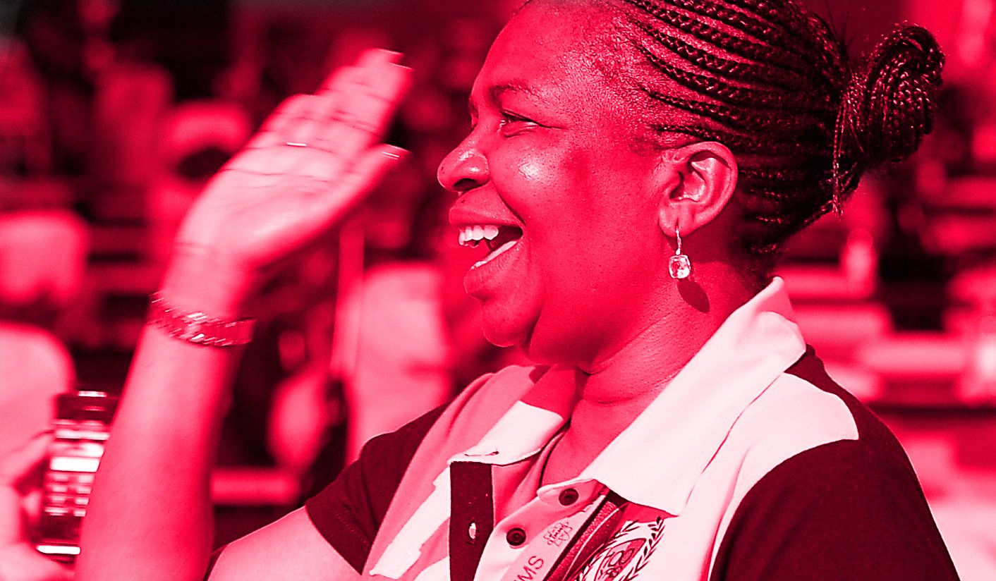 Dishonourable Dina says she's sorry, sort of