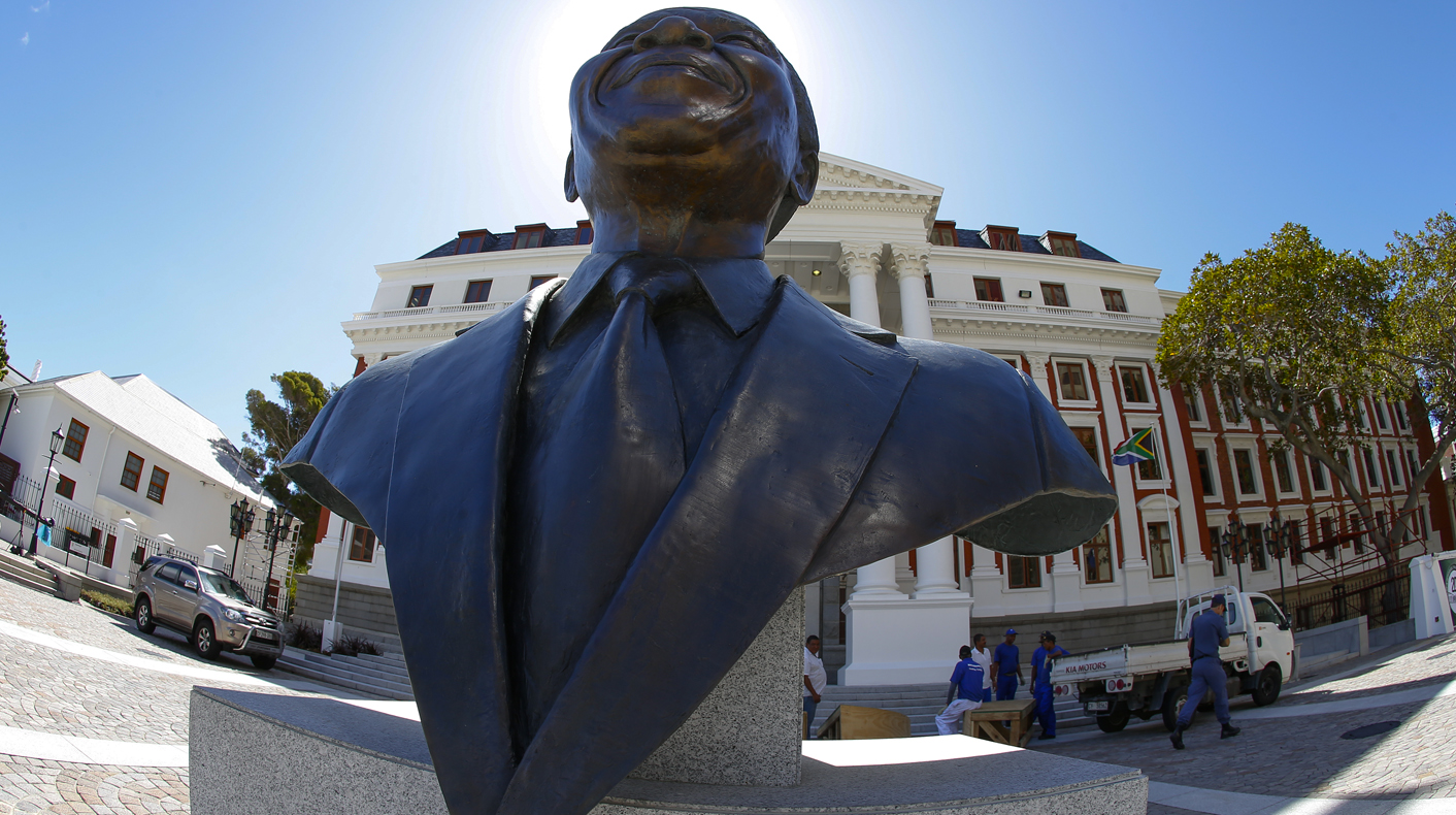 Parliament diary: Post-SONA debate has plenty of fire, zero fisticuffs