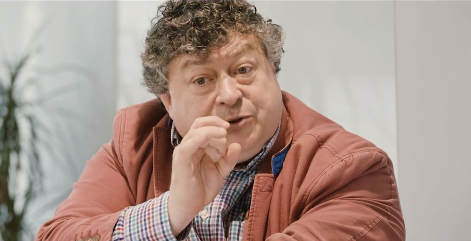 Rory Sutherland: on slow trains, rebel bees and the virtue of irrational ideas