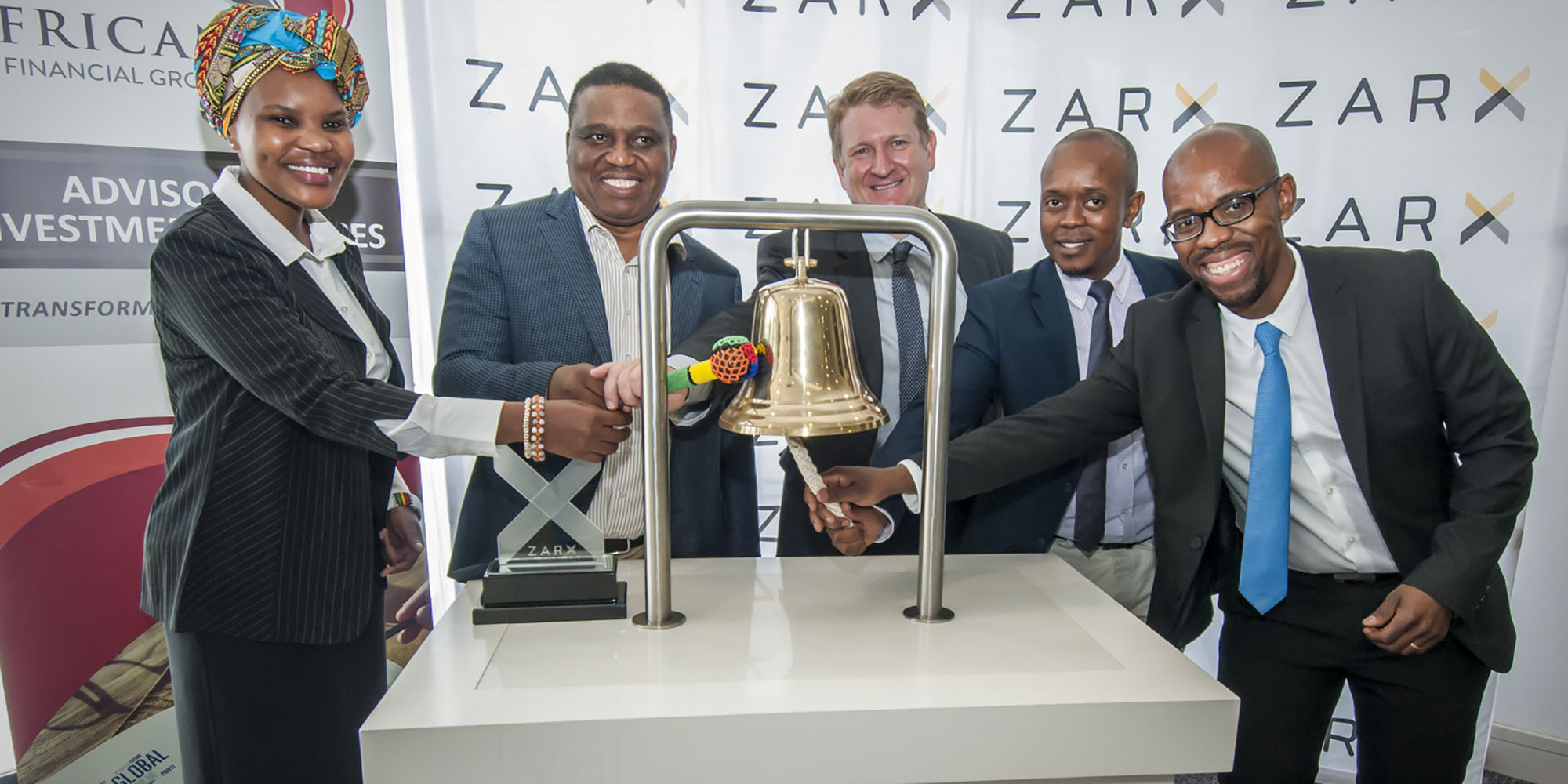 Listings that keep investors in the loop, and (potentially) the JSE out of it