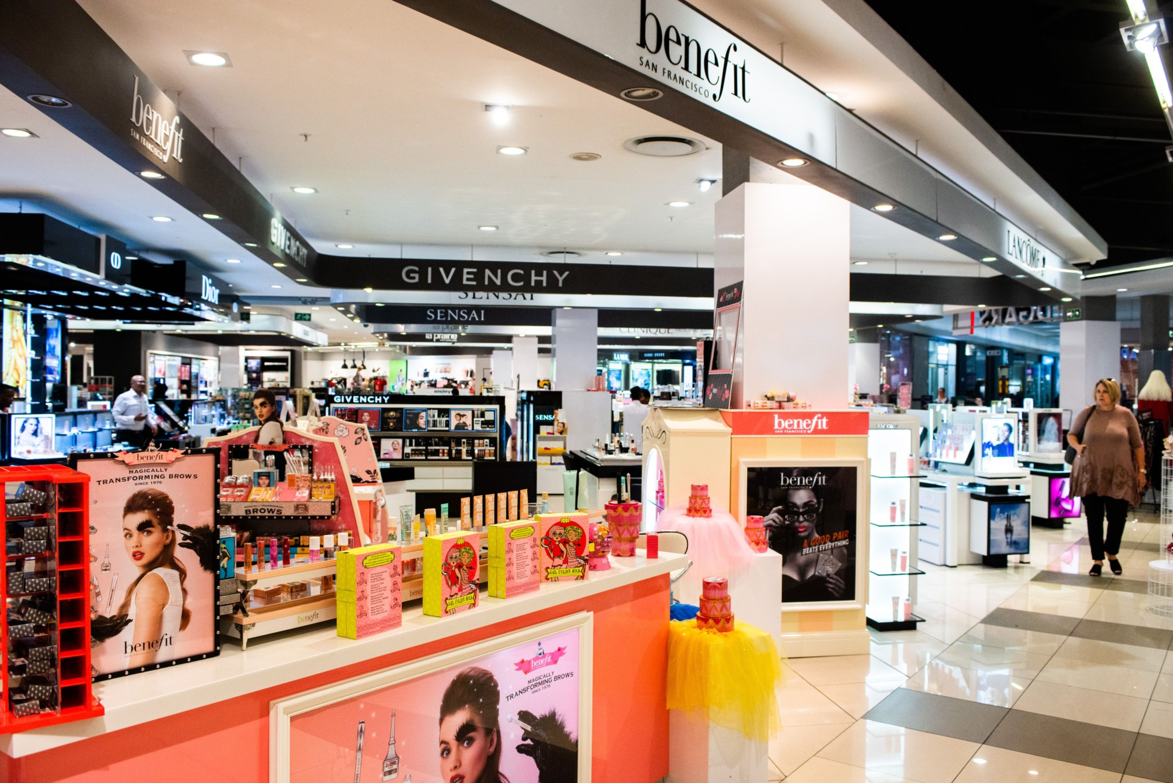 South African Retailer Edcon Holdings Ltd. in Restructuring Talks