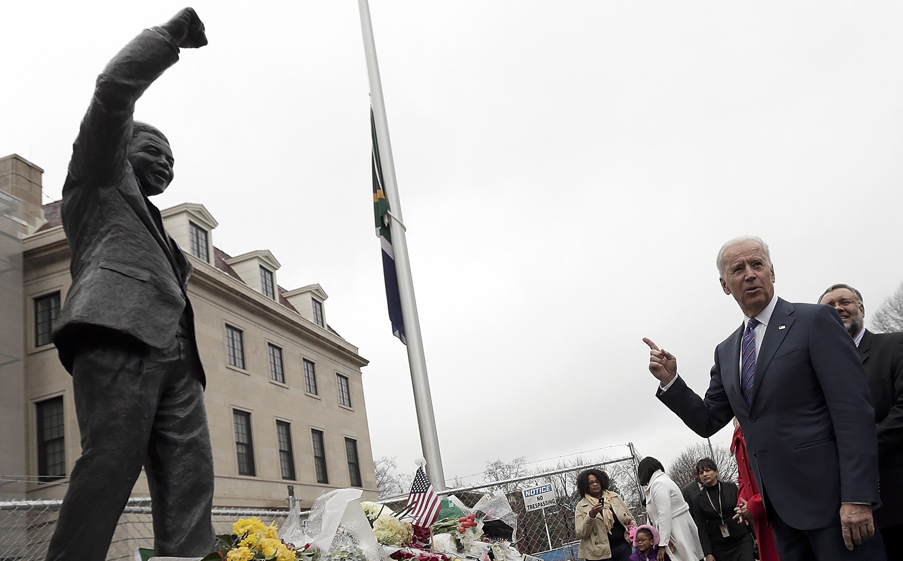 Ramaphosa congratulates Biden and Harris, but mixed reaction from other SA politicians 