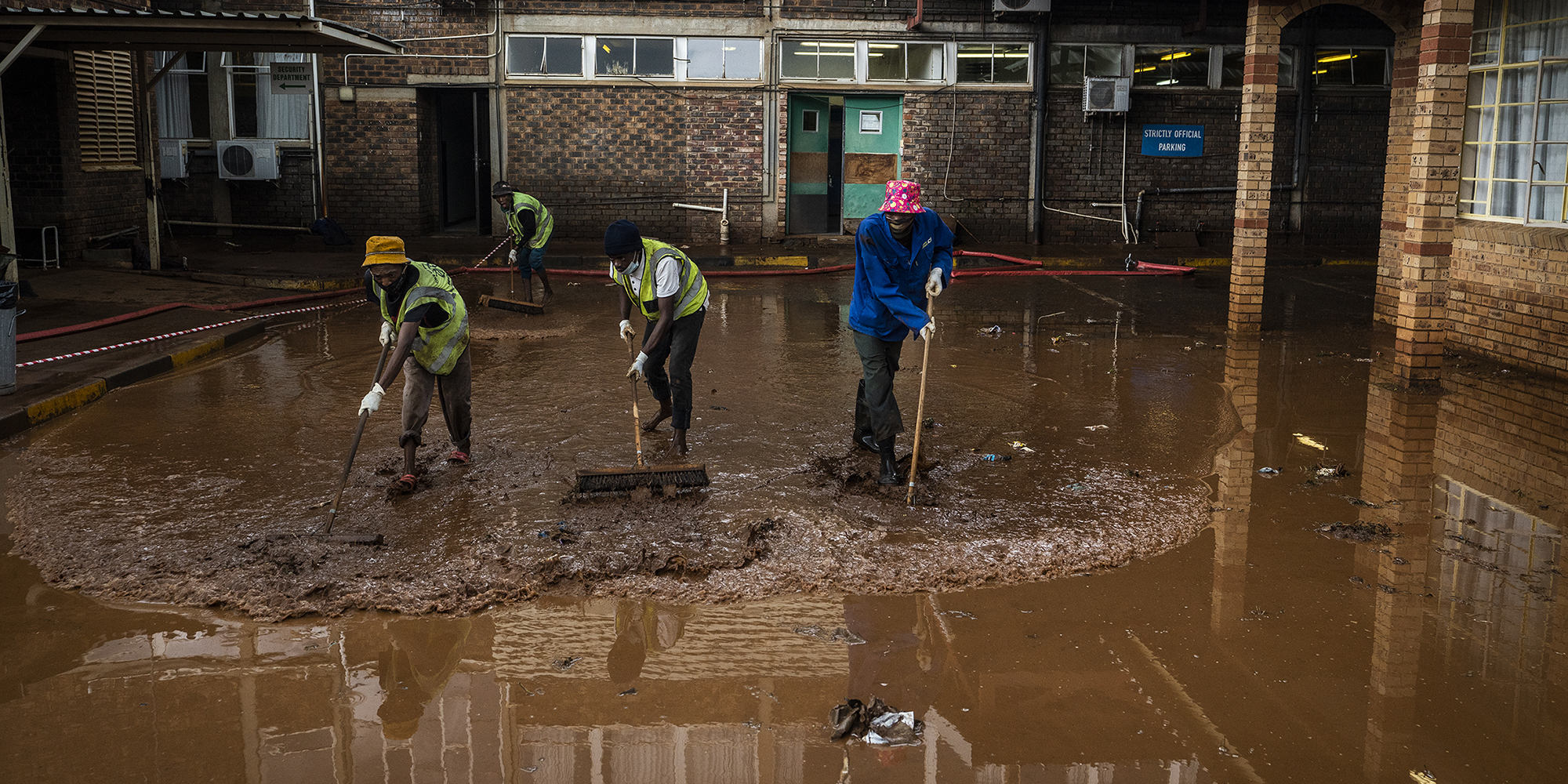 Poor maintenance blamed for flooding at Klerksdorp hospital
