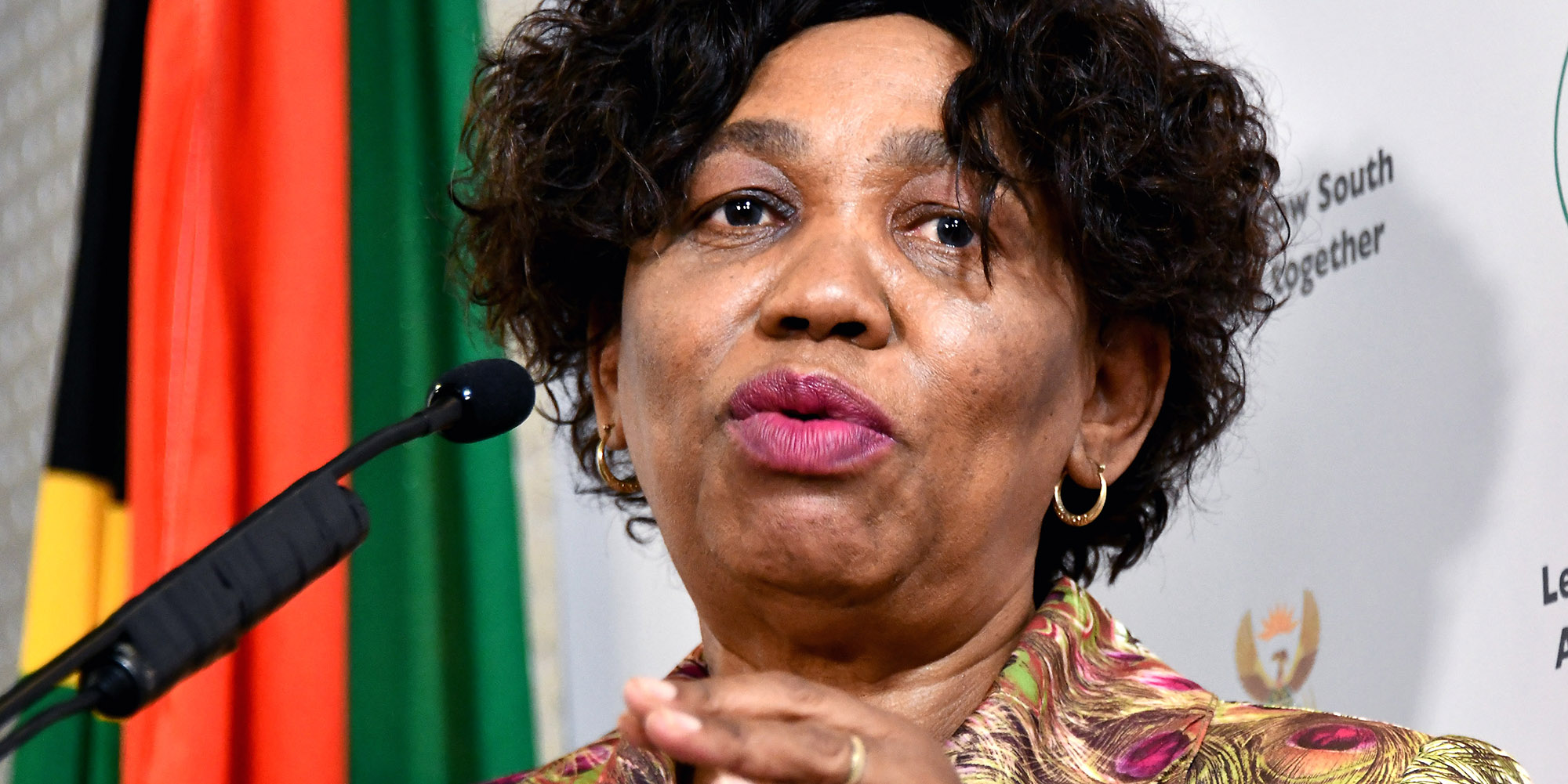 It’s final: Schools will reopen on 1 June for grades 7 and 12