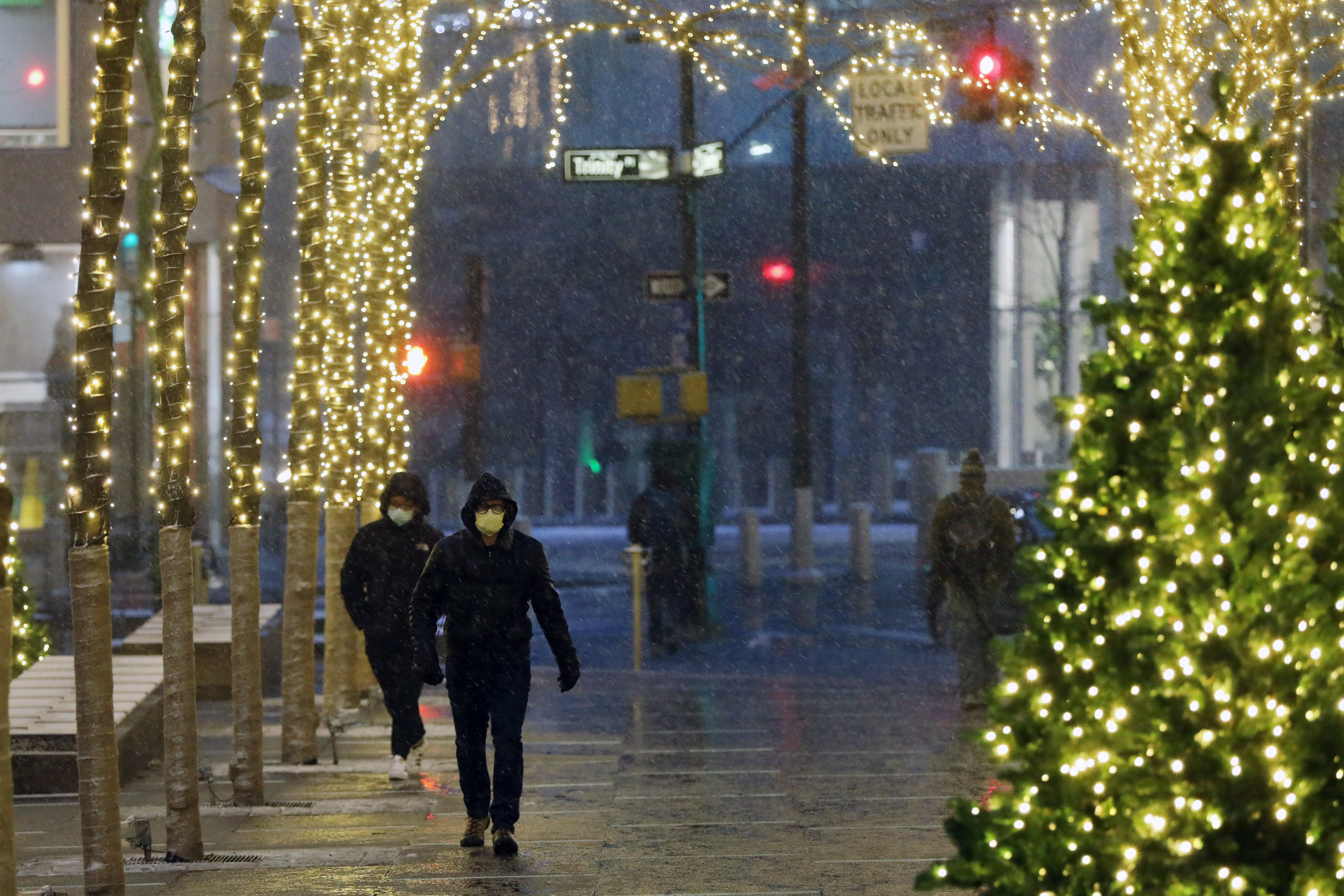 New York City restaurants face closure but stimulus relief is on the horizon 