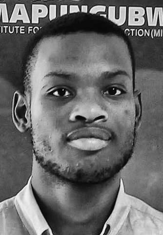 Wandile Mhlengi Ngcaweni