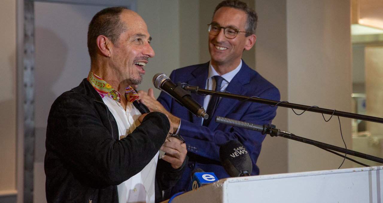 Zapiro – Chevalier des Arts et des Lettres