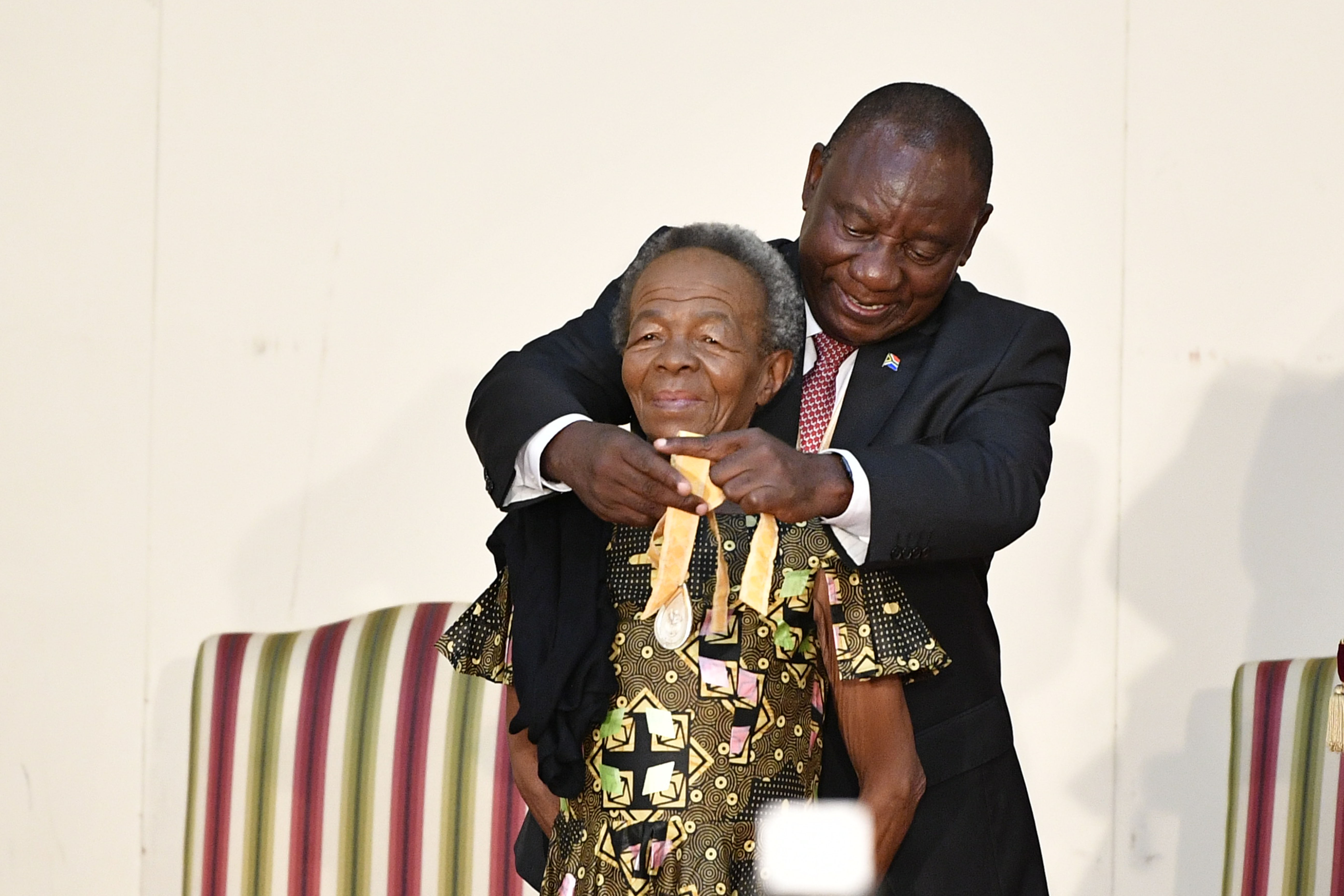 Ramaphosa gives gold national orders awards to Didier Ratsiraka, Edna Molewa and Johaar Mosaval