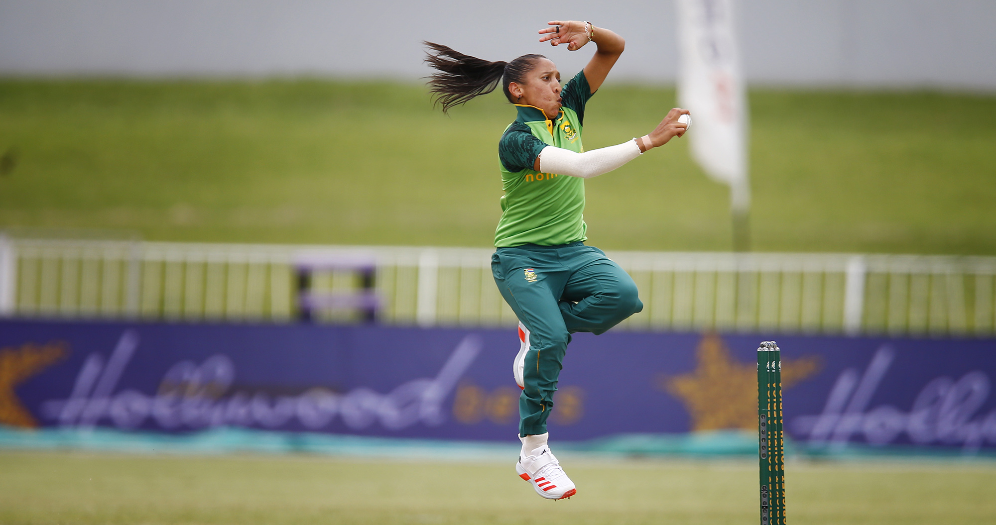 Proteas women hold on as Shabnim Ismail leads the charge against Pakistan