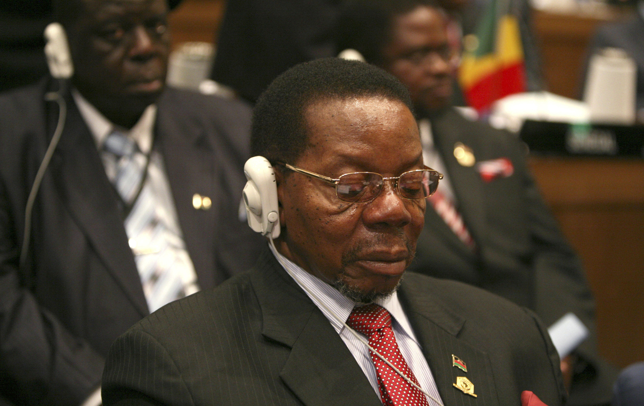 Malawi's president not dead, just on secret holiday