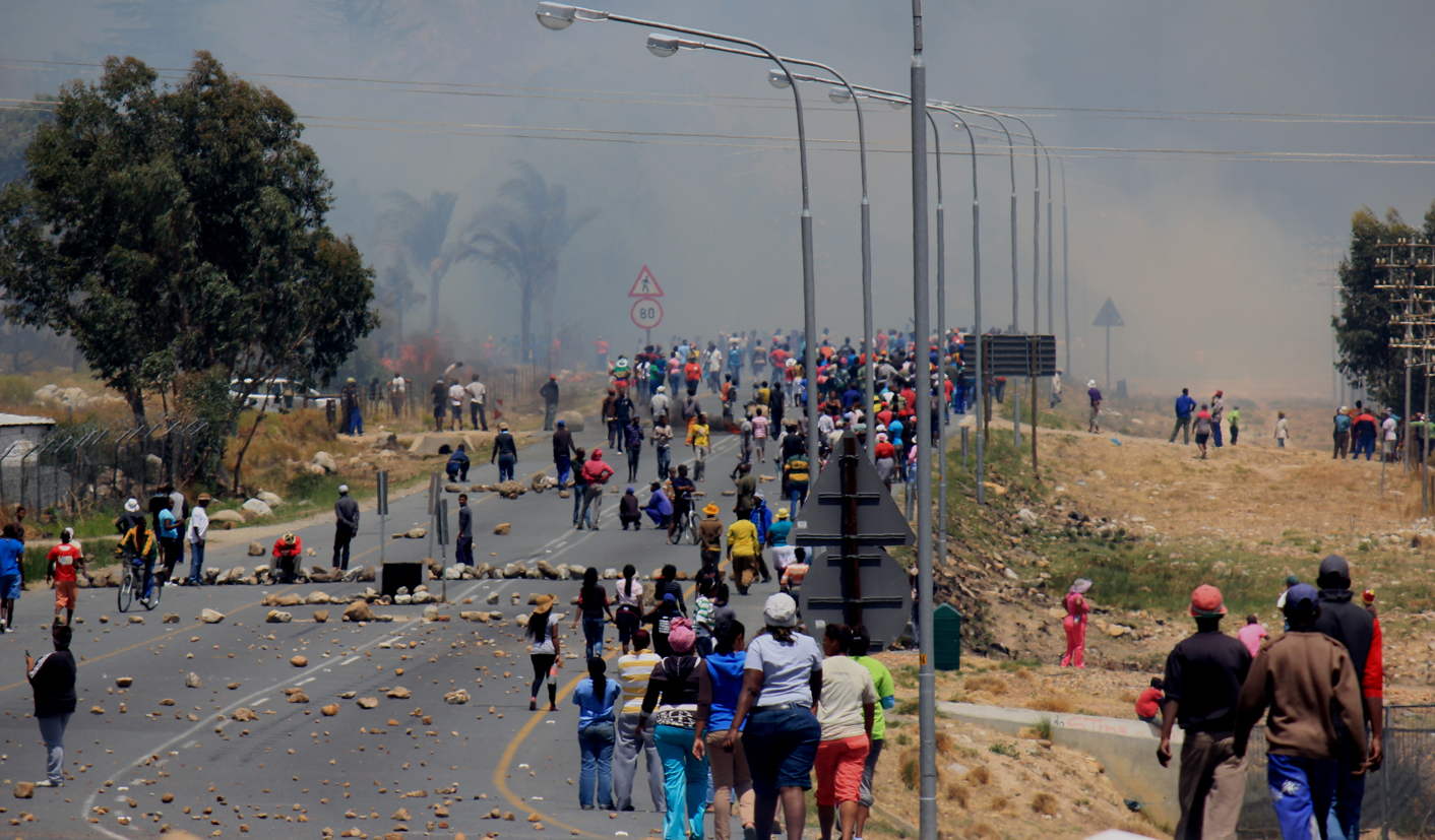 De Doorns protests claim first life